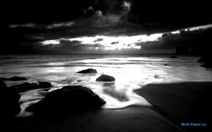 Black-And-White-Beach-Wallpaper-1920x1200